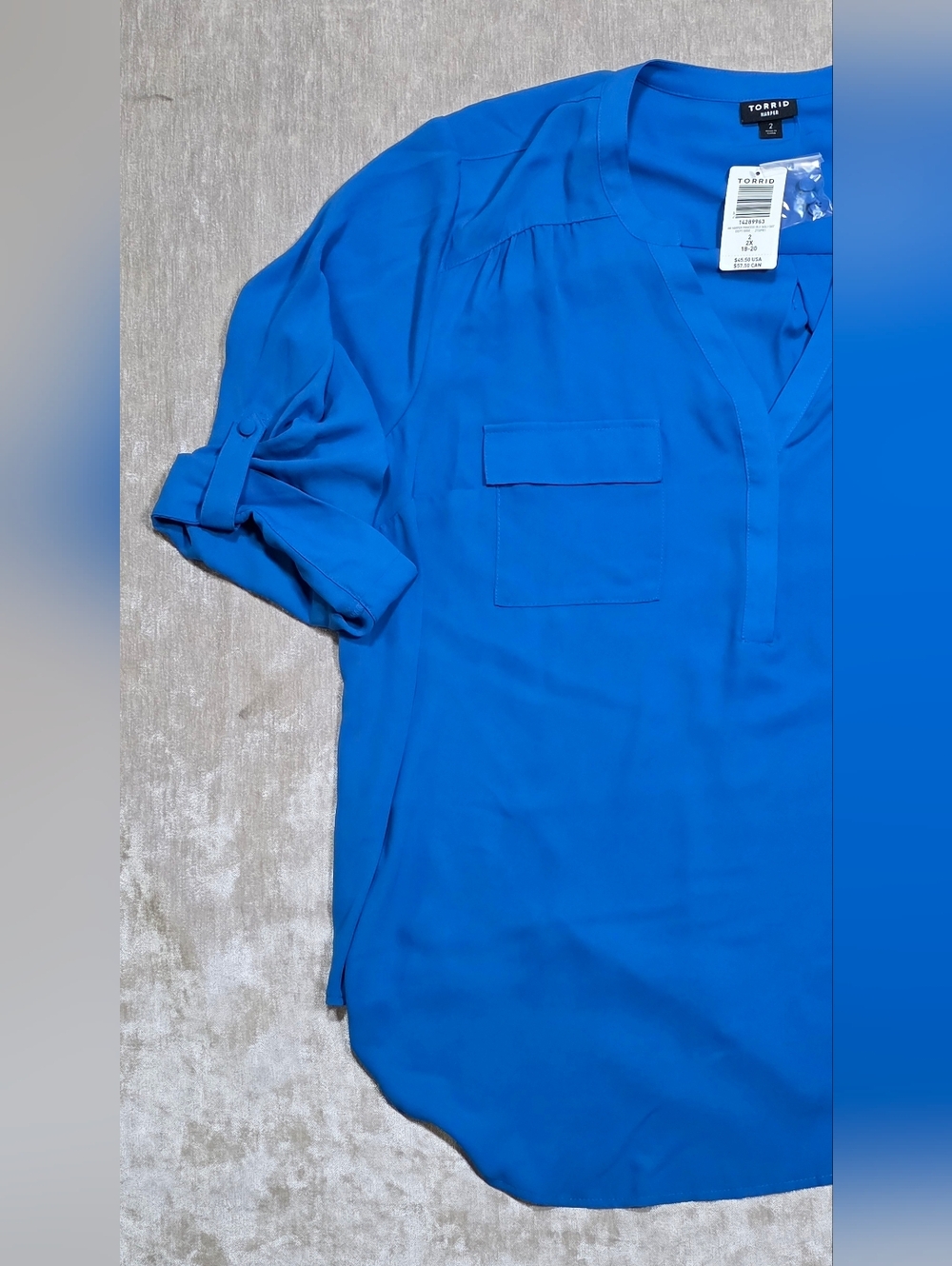 torrid Electric Blue V-Neck Roll Tab Sleeve Blouse - Picture 8 of 10
